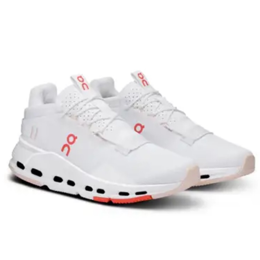 New On cloud cloud nova 2 woman’s sneakers white with flame size 8.5